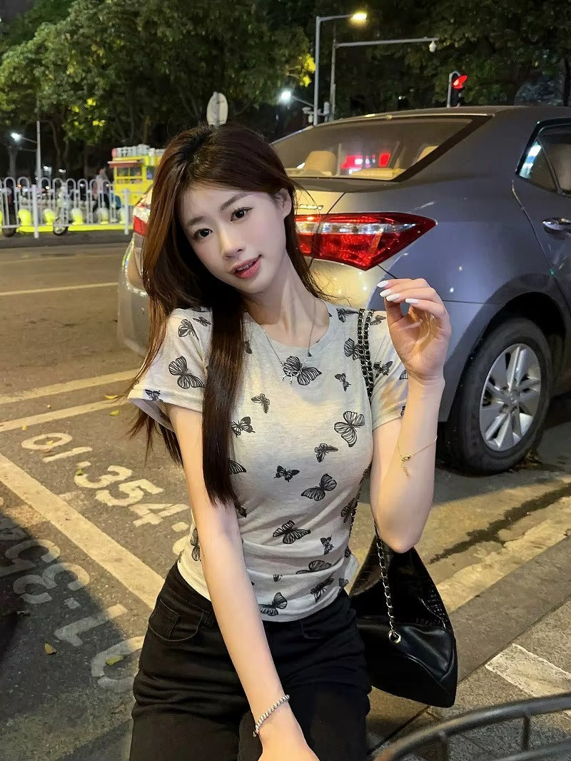 Butterfly Print Women's T-shirts – Hot-Selling Round Neck, Fashionable Tops