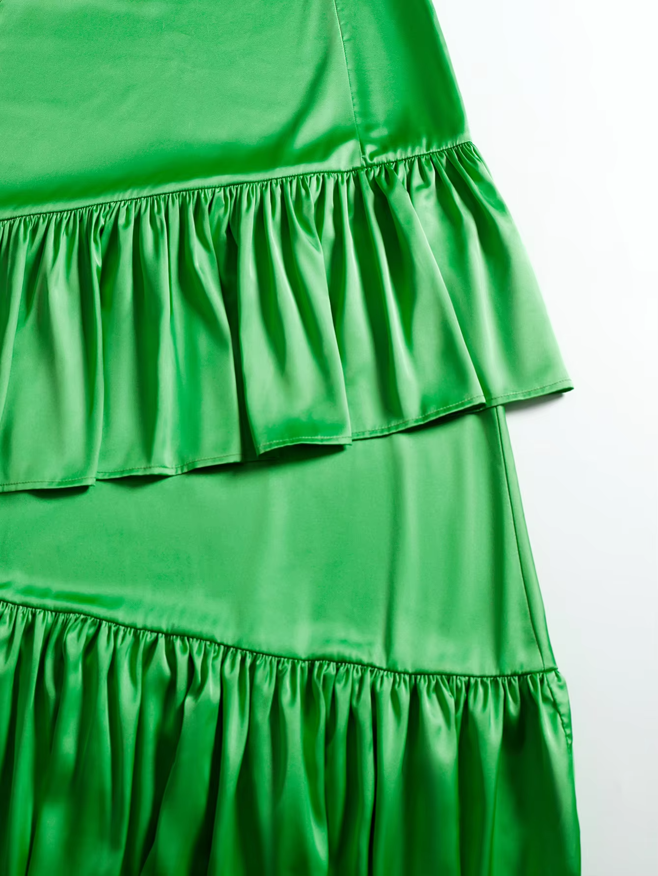 High-end summer evening dress – satin, ruffled, floor-length, European American style