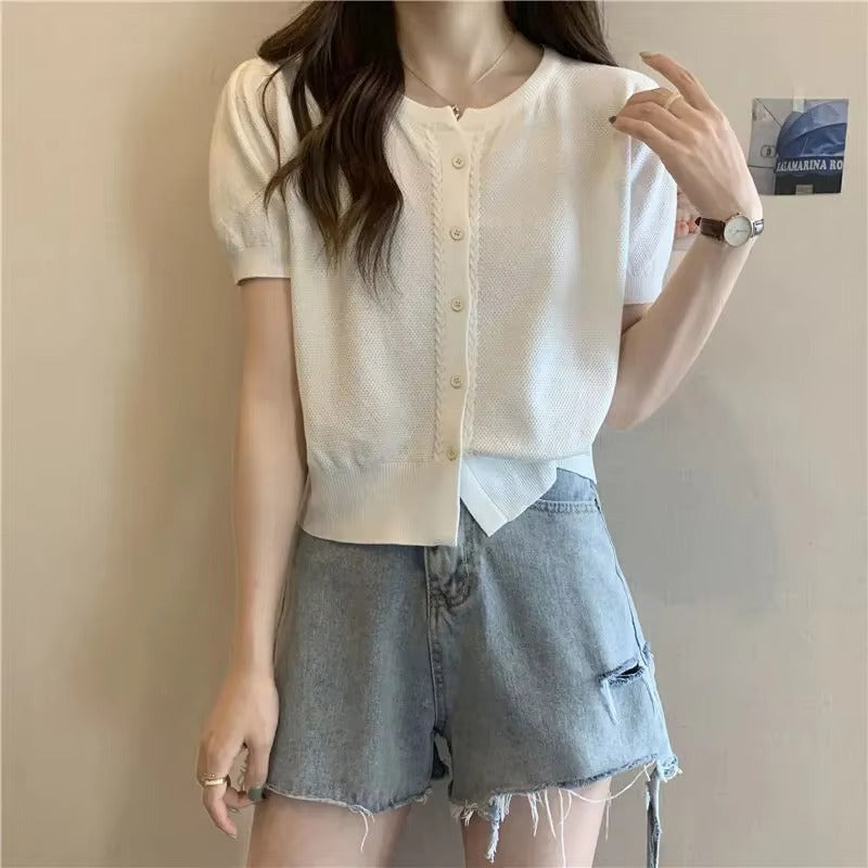 Women's 2025 Spring New Knitted Coat – Vintage Short-Sleeve, Fashionable Outerwear & Chic Tops